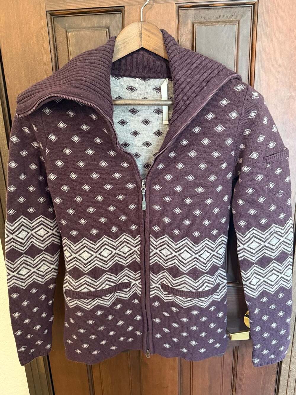 Athleta Women's Size M Full Zip Wool Blend Fair Isle Pattern Sweater